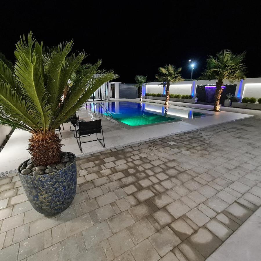 Lt Luxury Villa Rrushkull  Exteriér fotografie