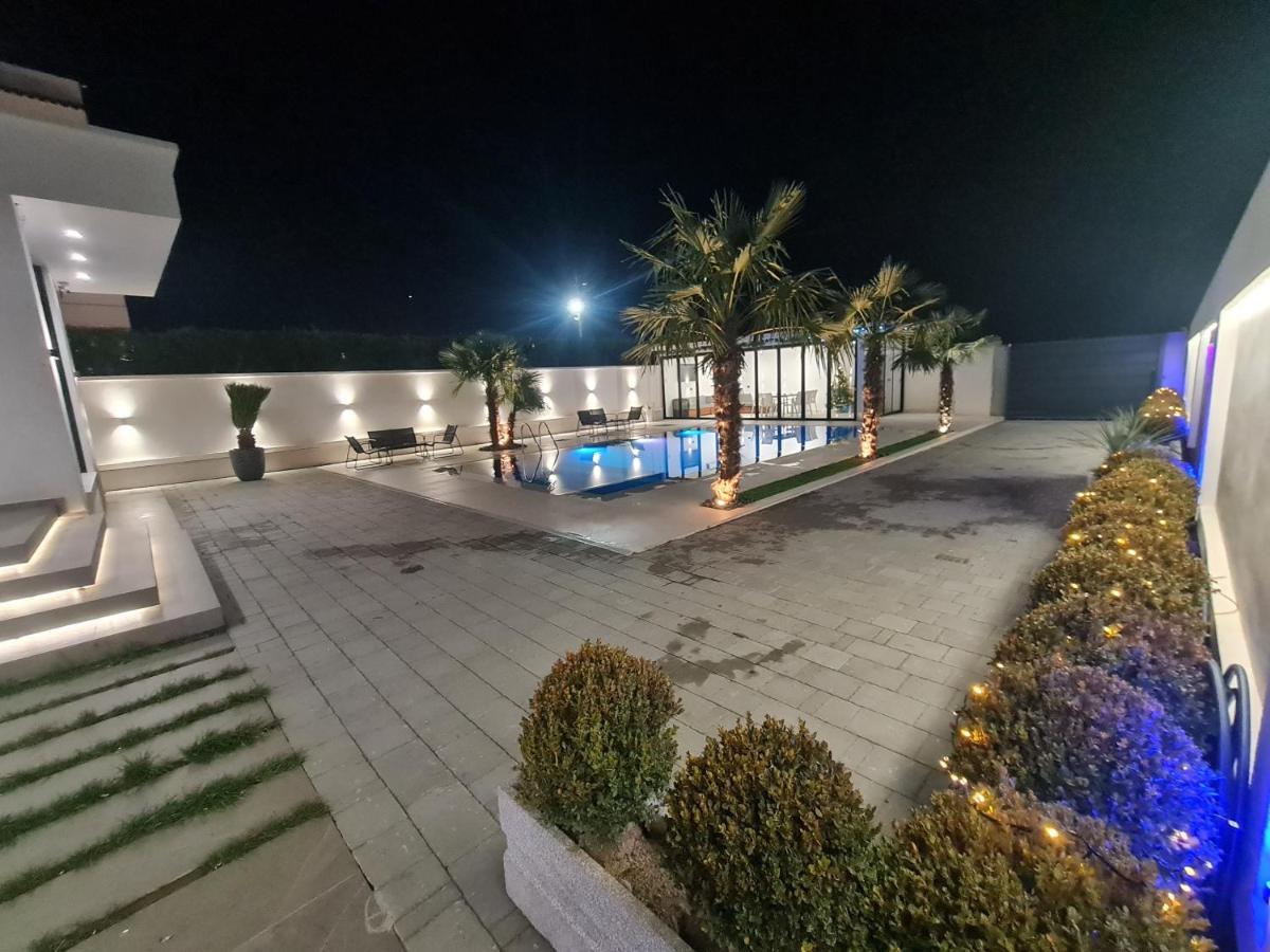 Lt Luxury Villa Rrushkull  Exteriér fotografie